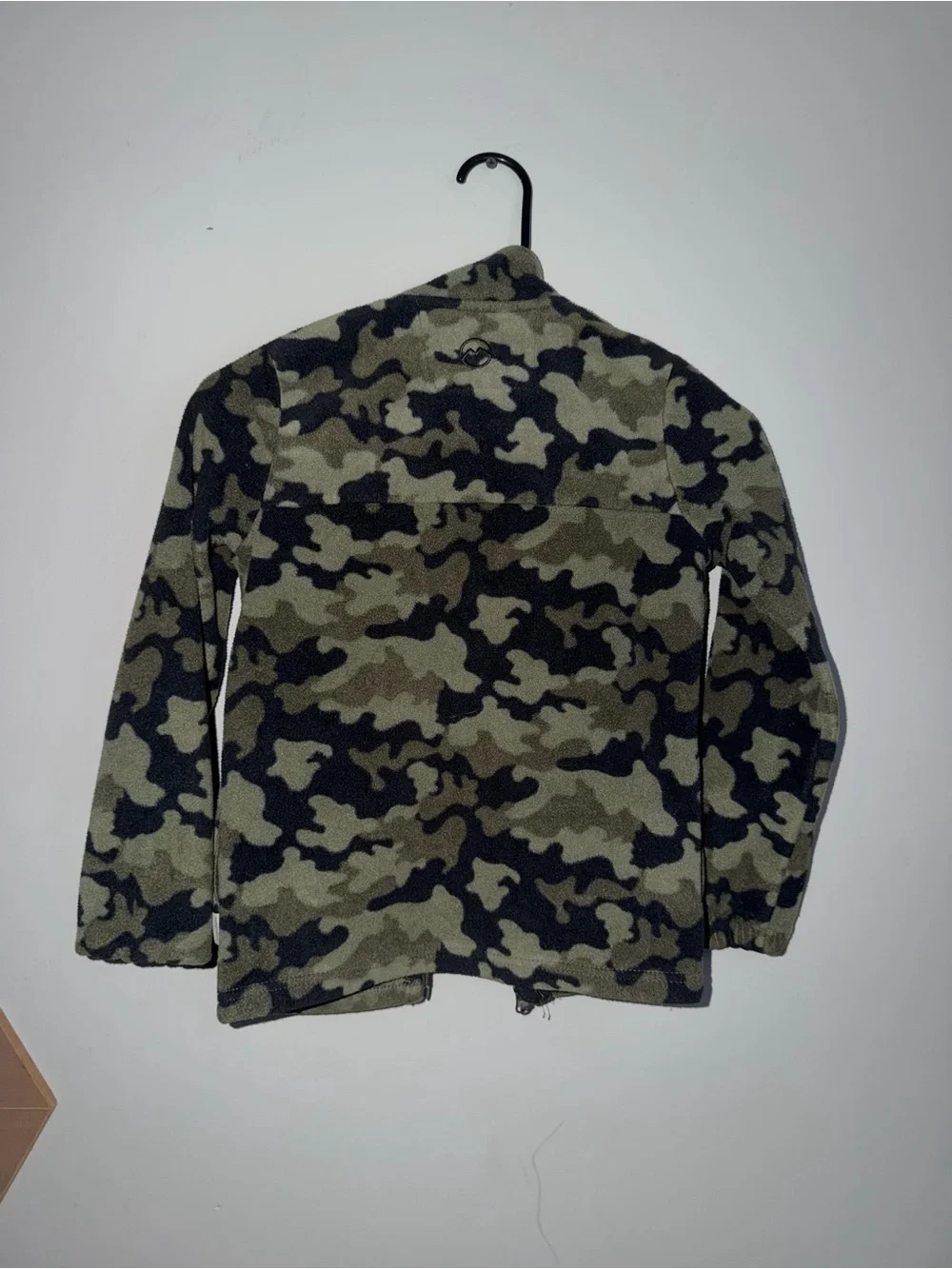 Magellan Outdoors Kids' Olive & Black Camo Fleece Jacket